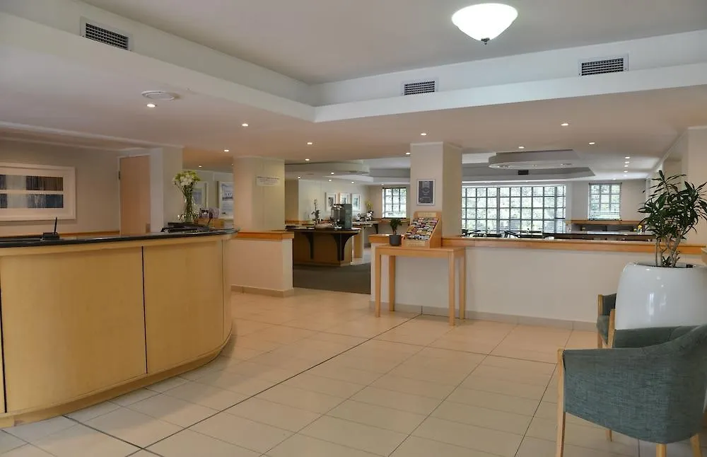 Road Lodge Cape Town International Airport 2*,