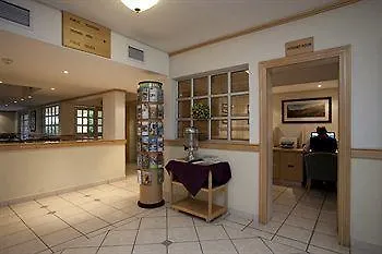 Road Lodge Cape Town International Airport Hotel