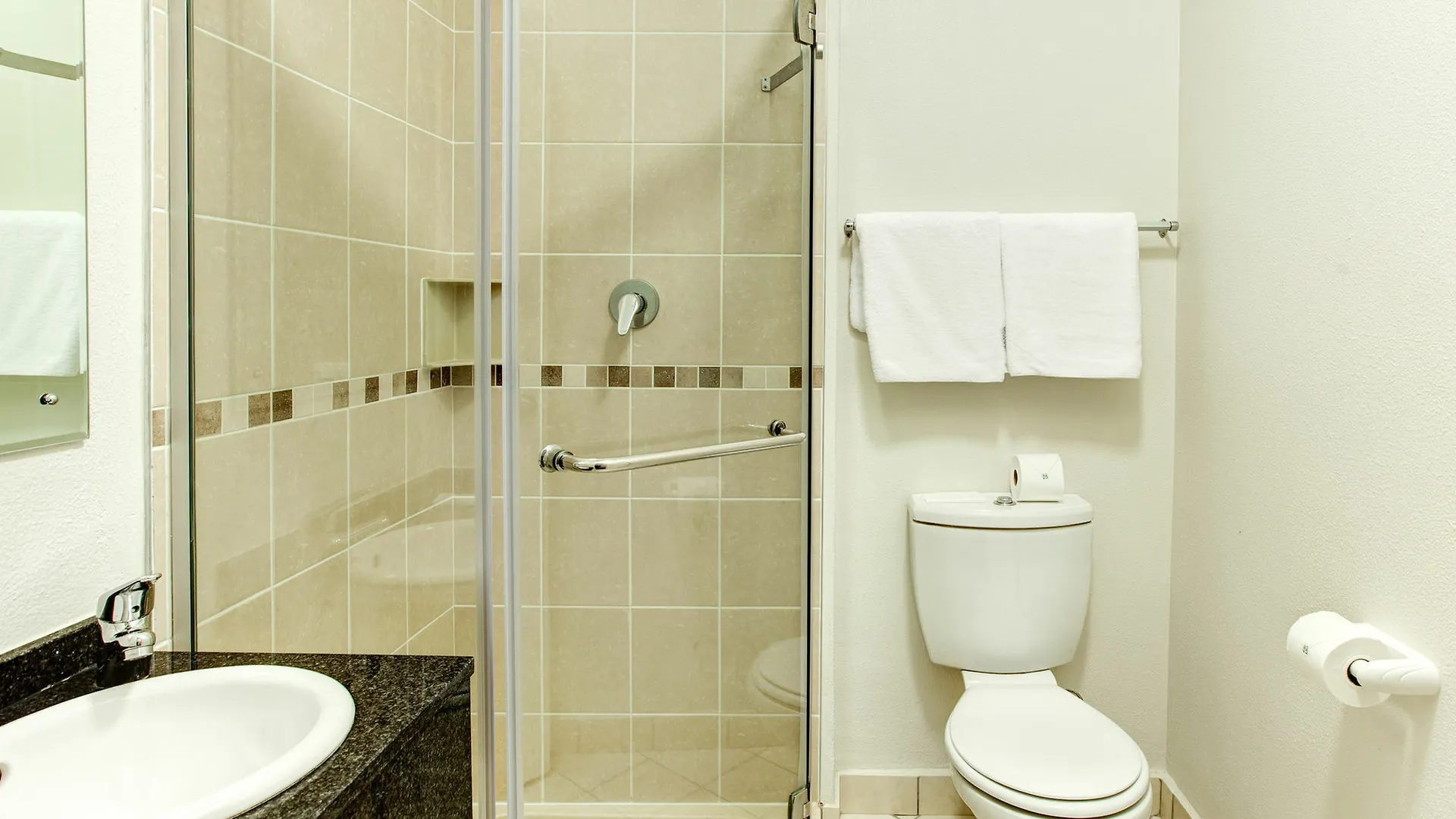 Road Lodge Cape Town International Airport 2*,