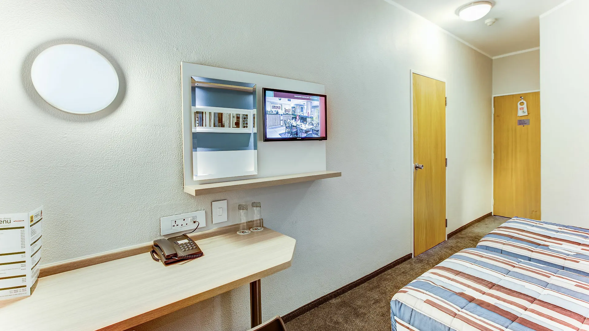Hotel Road Lodge Cape Town International Airport