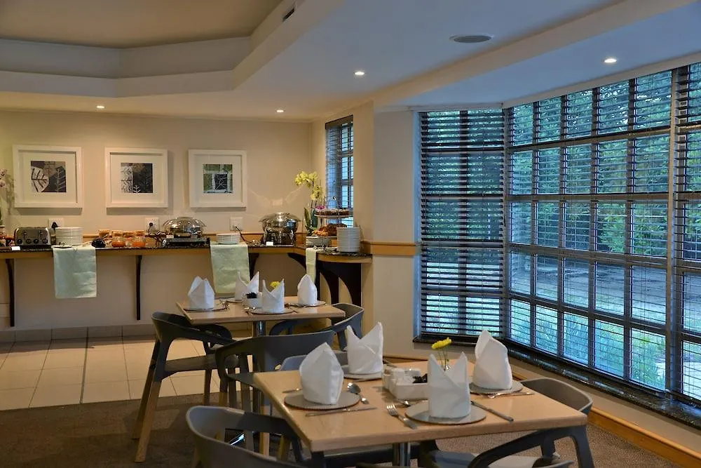 ** Hotel Road Lodge Cape Town International Airport South Africa