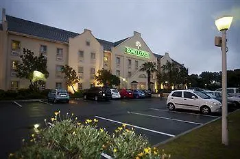 Road Lodge Cape Town International Airport Hotel
